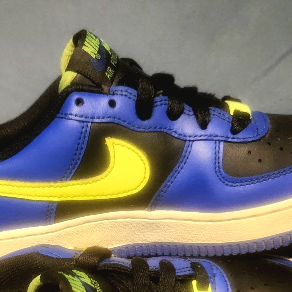 Nike Kids Sneakers - Blue, Black, and Neon Yellow - Picture 2 of 6